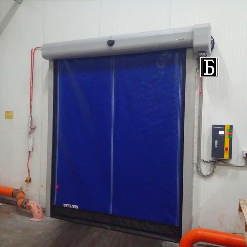 Установили скоростные пленочные ворота DoorHan на пищевое производство в Токаревке